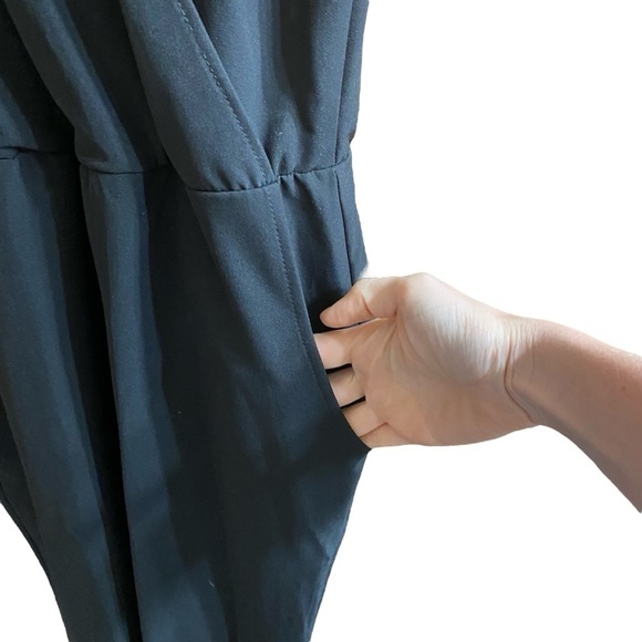 ANTHROPOLOGIE DREW Black Sleeveless Flare Wide Leg Elastic Waist Jumpsuit Size S - Picture 7 of 12